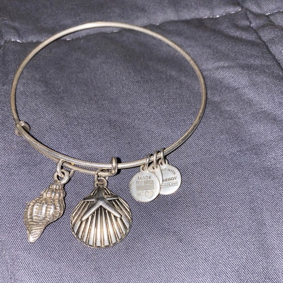 Alex and Ani Seashell Silver Bangle Charm Adjustable Bracelet - Picture 1 of 2